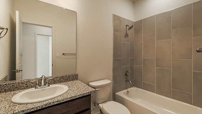 Building Photo - New Home In Santa Fe  !!!!!