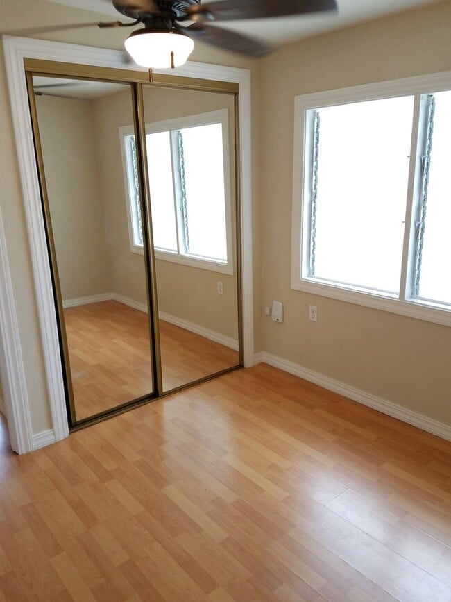 Building Photo - 2 Bed 1 Bath in Beautiful Kailua