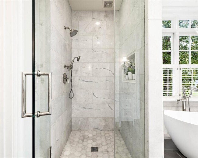 Building Photo - 1737 Barnesdale Way NE