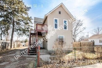 Building Photo - Available Now | 3 Bedroom 1 Bath Lower Lev...