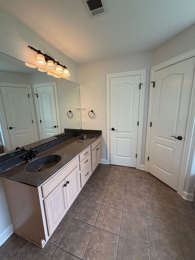 Building Photo - 4717 Winged Foot Ln