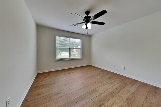Building Photo - 420 Sable Ct
