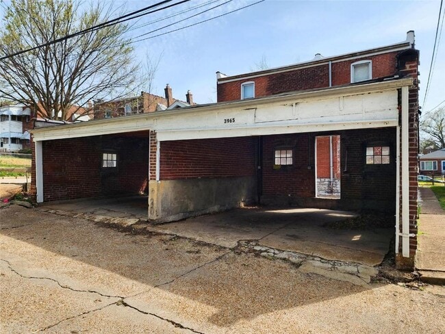 Building Photo - 3965 Potomac St