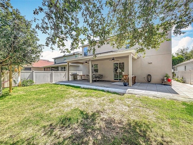 Building Photo - 11868 Thatcher Ave