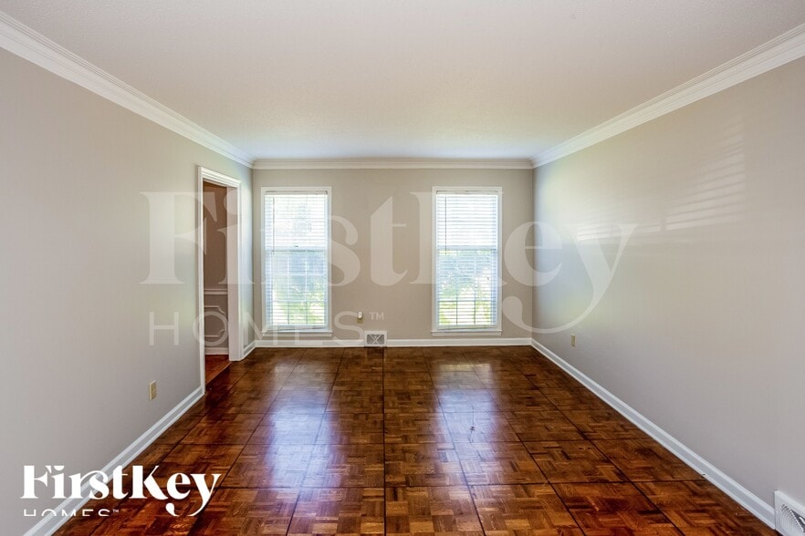Building Photo - 6991 Dashwood Dr