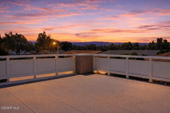 Building Photo - 1909 Bardet Pl