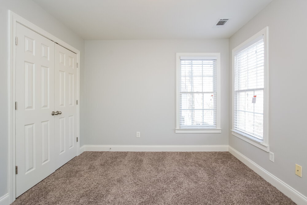 Building Photo - 5685 Eagles Watch