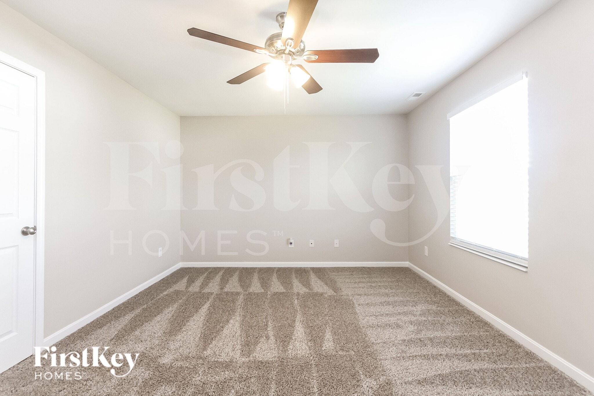 Building Photo - 6159 N Woods Edge Dr