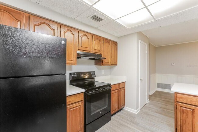 Building Photo - 200 Odham Dr