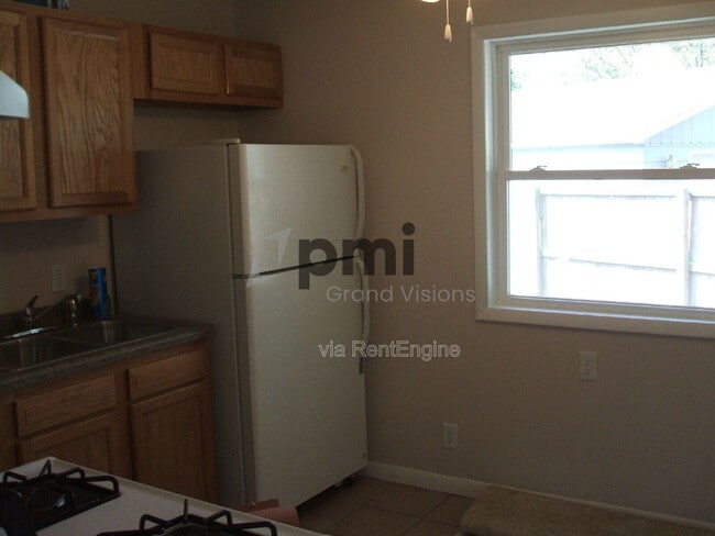 Building Photo - 110 Ridgeway Dr