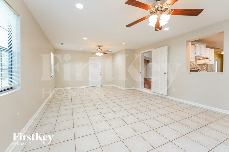 Building Photo - 328 Indigo Rd