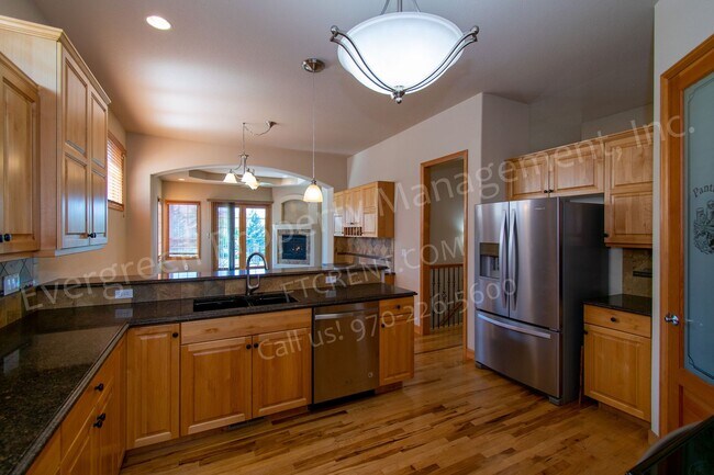 Building Photo - 3775 Sandy Shore Ln