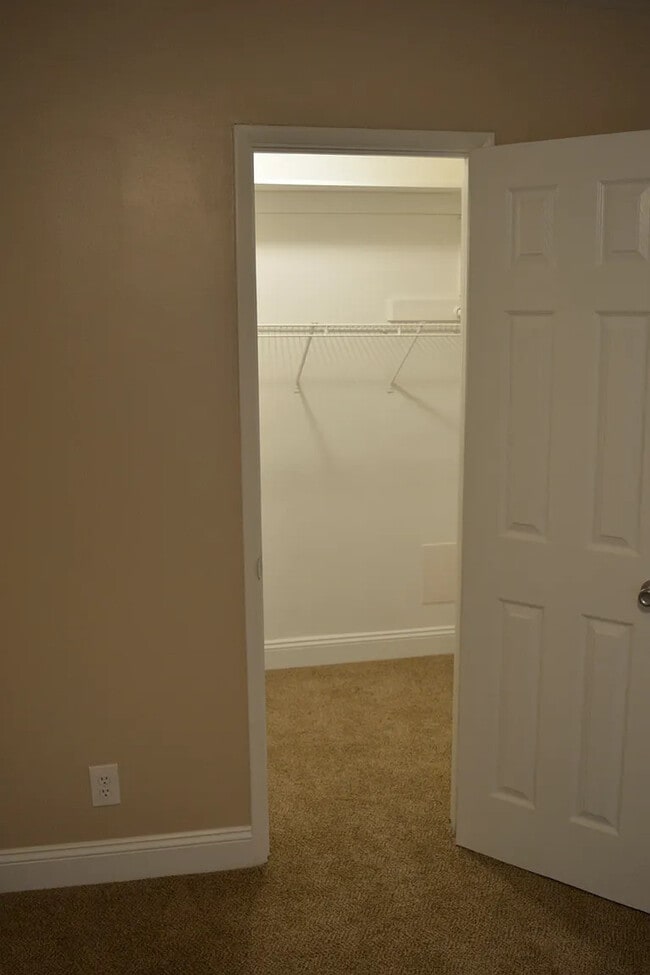 Building Photo - 10850 Green Mountain Cir