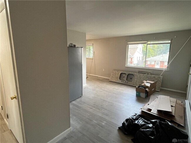 Building Photo - 445 Hunter Ave