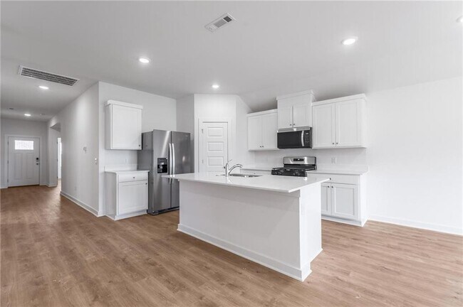 Building Photo - 4651 W Aurora St