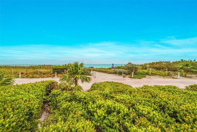 Building Photo - 6917 Collins Ave