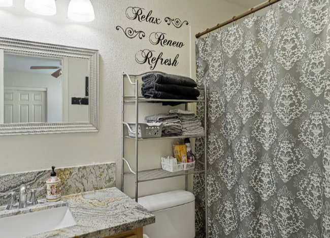 Building Photo - 2 WEEKS FREE RENT November Special Private...