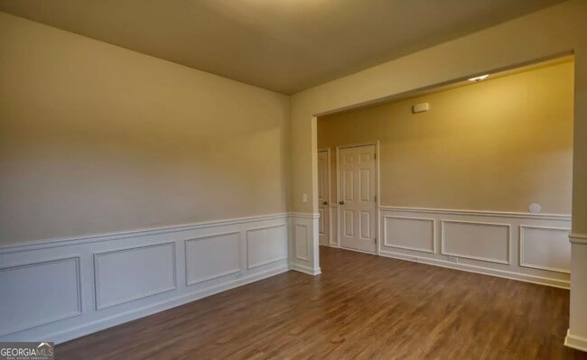 Building Photo - 6571 Bluffview Dr