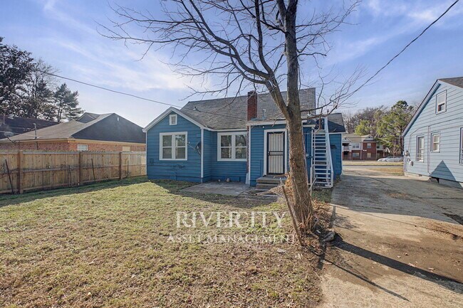 Building Photo - 1052 National St