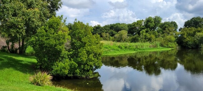 Building Photo - Beautiful 3/2 in Oak Creek