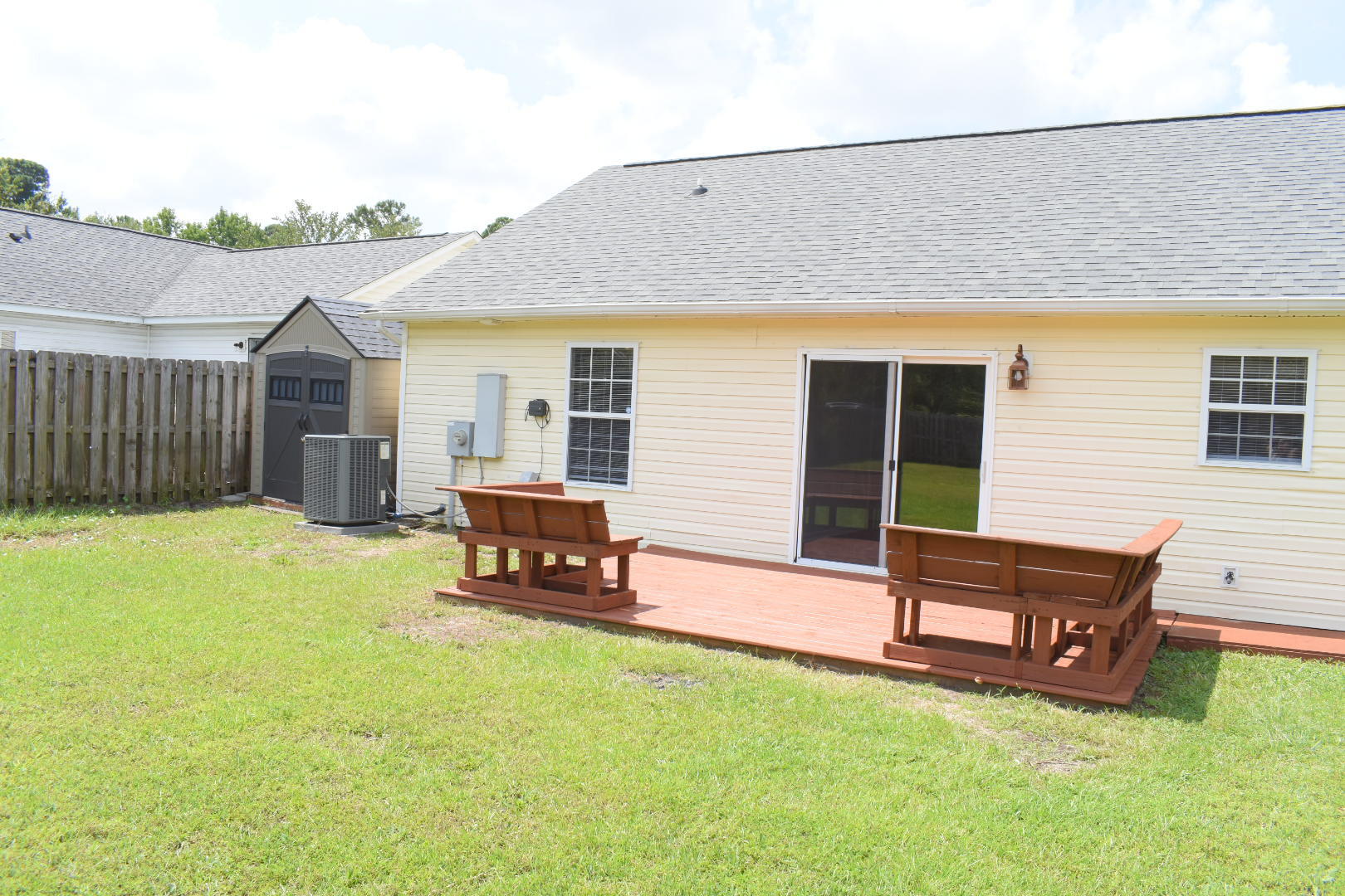 Building Photo - 708 Tabor Ln