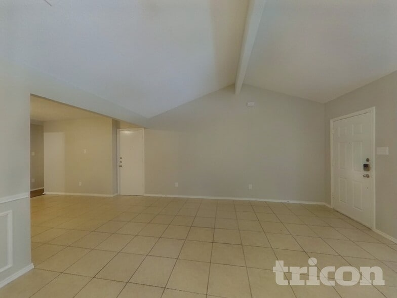 Building Photo - 6701 Spur Ridge Ct