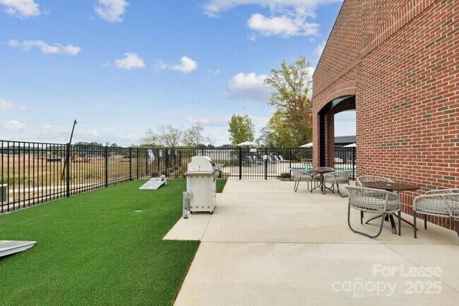 Building Photo - 4418 Oat Grass Cir