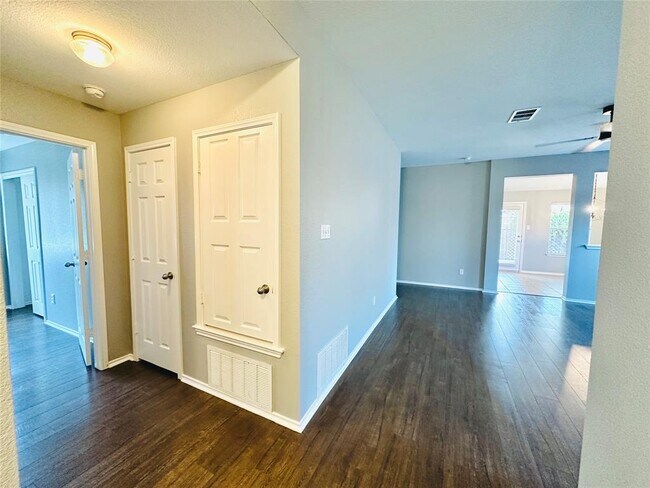 Building Photo - 12112 Rancho Alto Rd