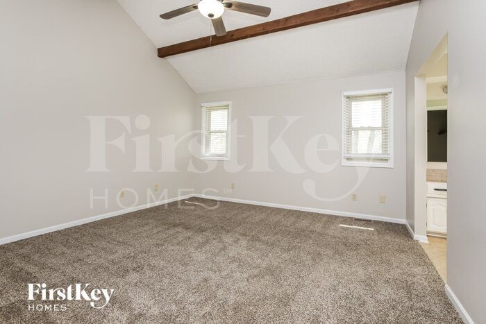 Building Photo - 8321 N Highland Ave