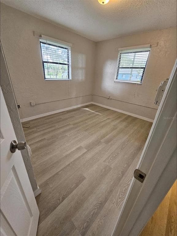 Building Photo - 1924 SW 7th Pl