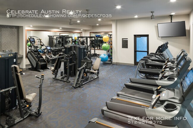 Building Photo - Alexan Lower Greenville