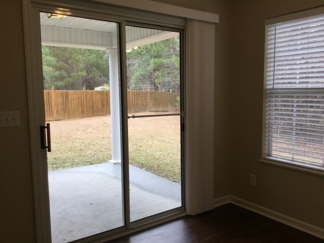 Building Photo - 332 Aberdeen Cir