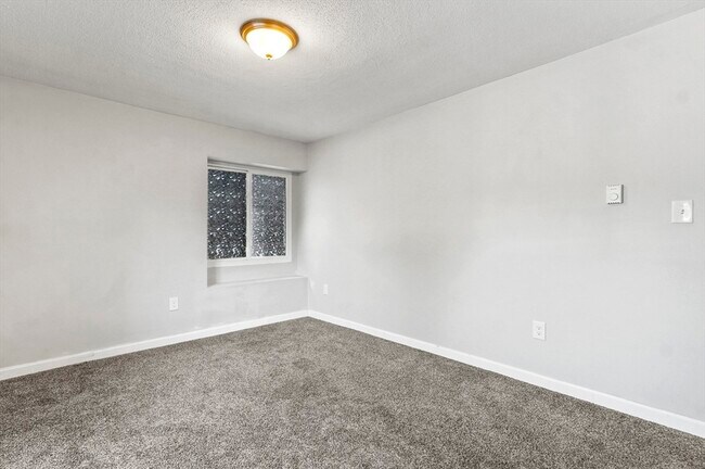 Building Photo - 260 Tremont St
