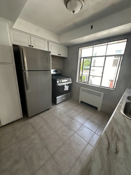 Building Photo - 775 N Fred Shuttlesworth Cir