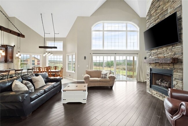 Building Photo - 136 Vargo Rd