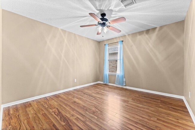 Building Photo - 21322 Hannover Pines Dr