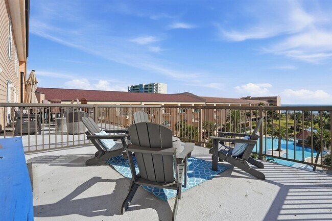Building Photo - 9520 Seawall Blvd