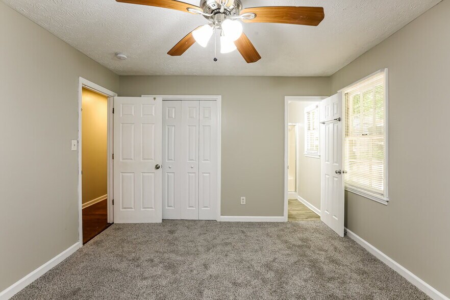 Building Photo - 3866 Misty Bleau Dr