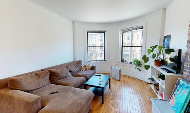 Building Photo - 858 Huntington Ave