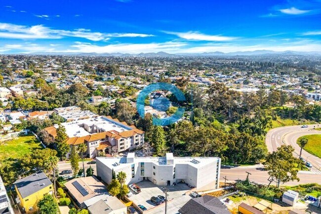 Building Photo - 3093 Broadway