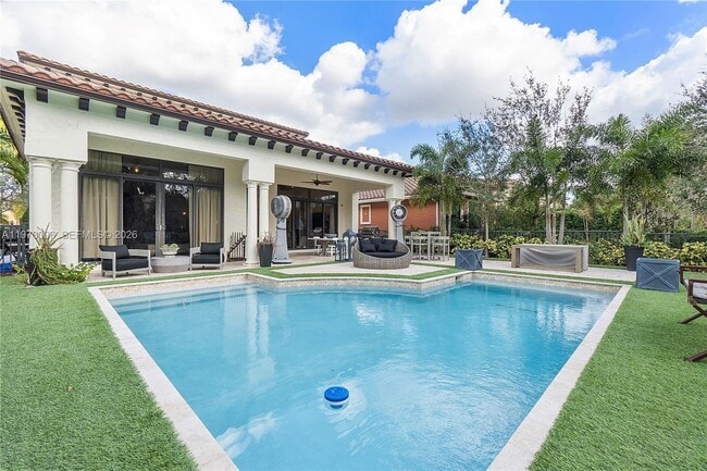 Building Photo - 9564 Exbury Ct