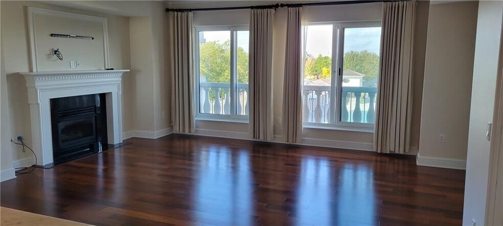 Building Photo - 1 Tower Dr