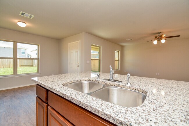 Building Photo - 23410 Briarstone Hbr Trl