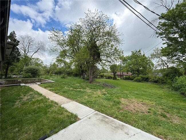 Building Photo - 3776 Dorset Dr
