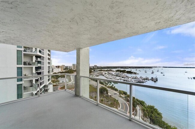 Building Photo - 1111 N Gulfstream Ave