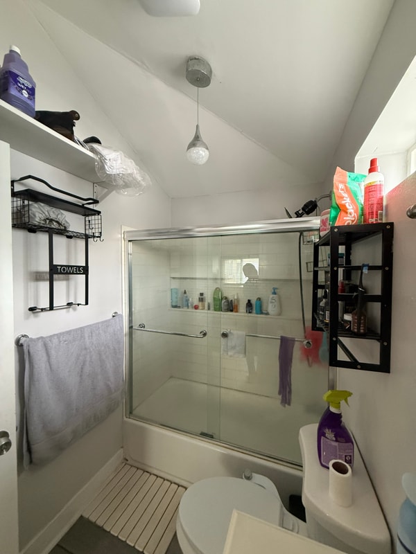 Building Photo - 12426 S Vermont Ave