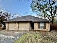 Building Photo - 1400 S Mississippi Ave