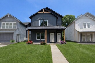 Building Photo - 2813 N Talbott St