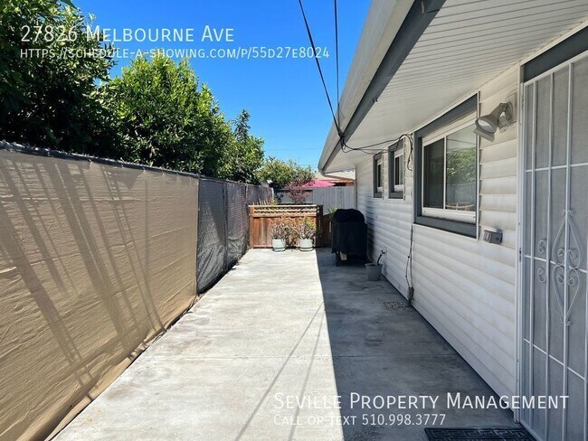 Building Photo - WELCOME HOME! Recently updated Home with 3...