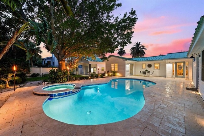 Building Photo - 759 Lantana Ave